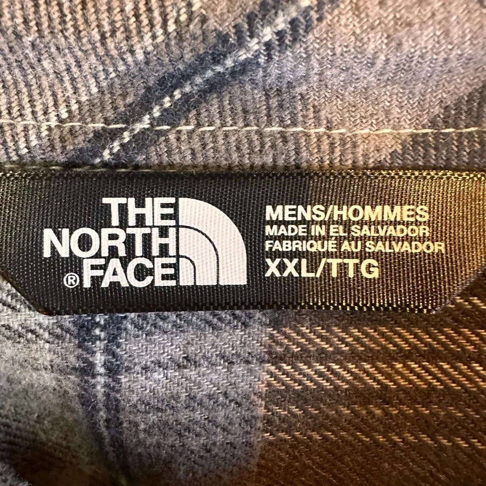 The North Face Gray Plaid Flannel Button Down Shirt. Size XXL